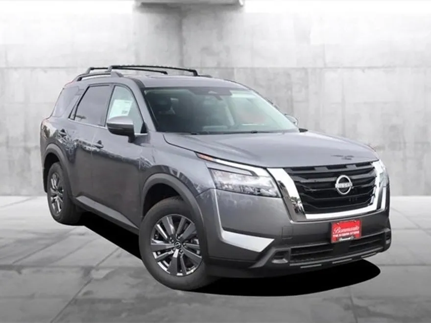 2025 Nissan Pathfinder SV photo 1