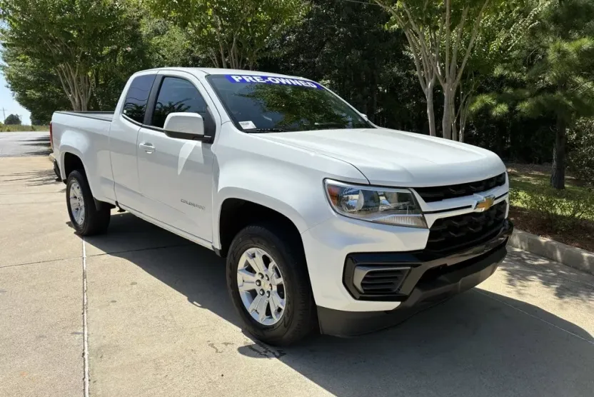 2022 Chevrolet Colorado LT photo 1