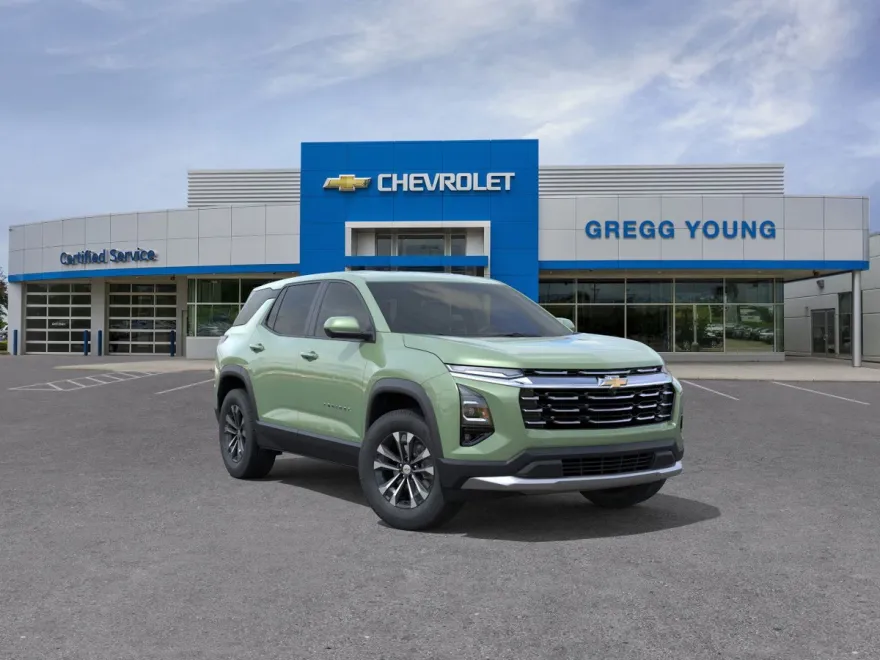 2026 Chevrolet Equinox LT photo 1