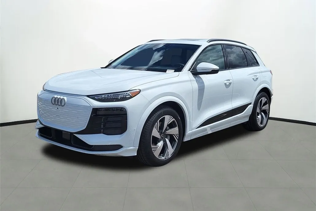 2025 Audi Q6 E-tron Prestige photo 1