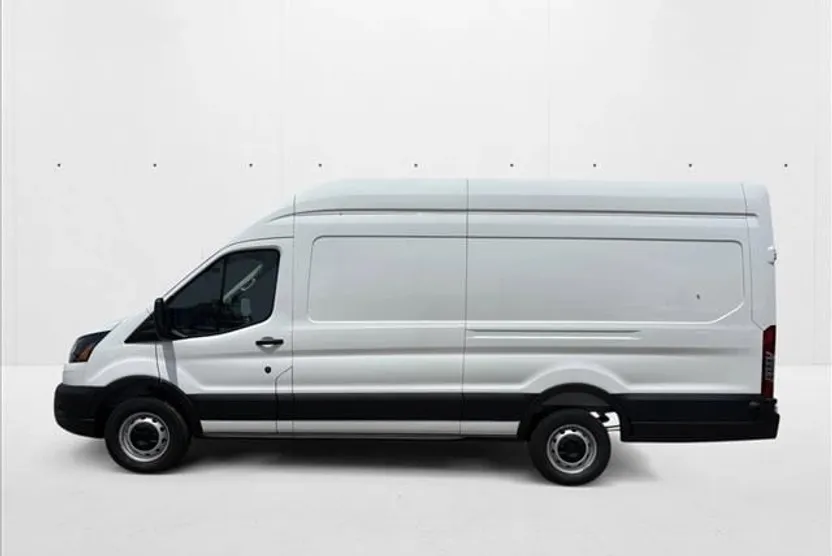 2025 Ford Transit photo 1