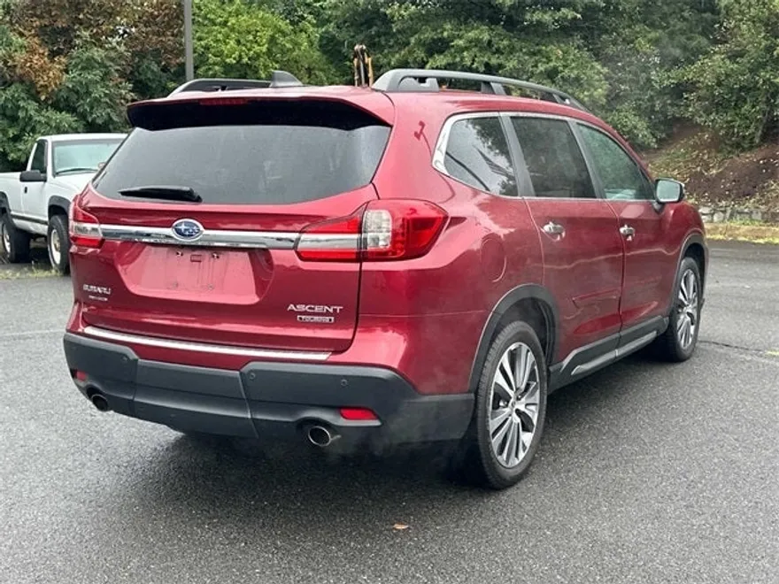 2022 Subaru Ascent Touring photo 1