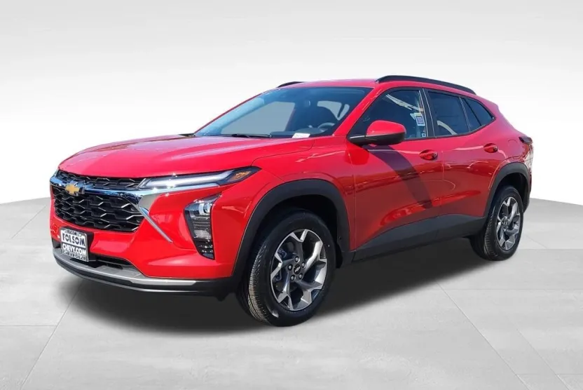 2026 Chevrolet Trax LT photo 1
