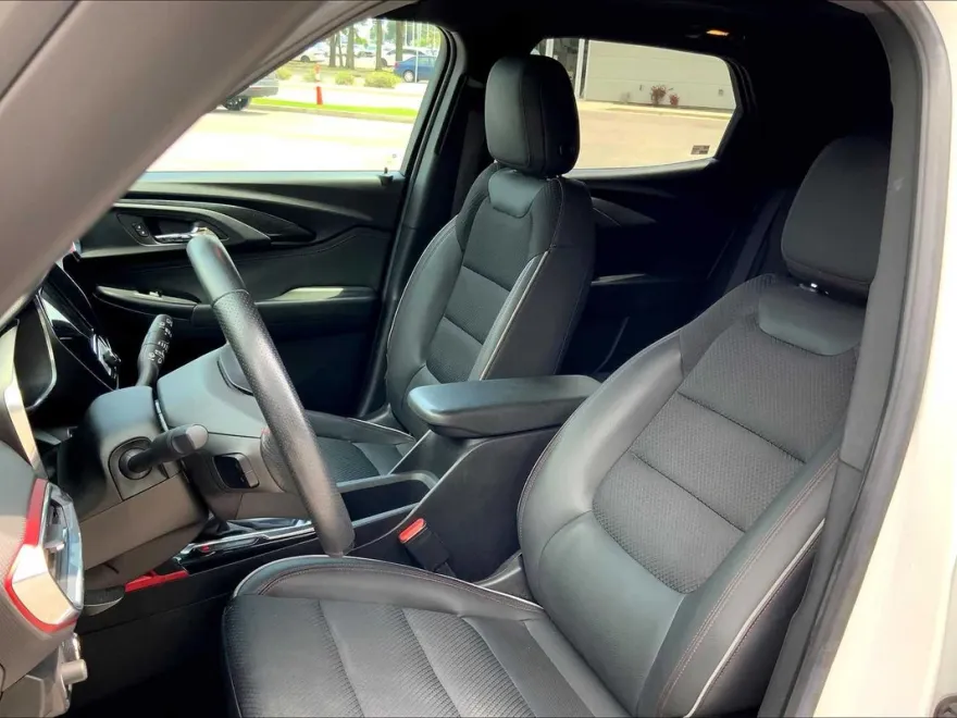 2021 Chevrolet Trailblazer RS photo 1