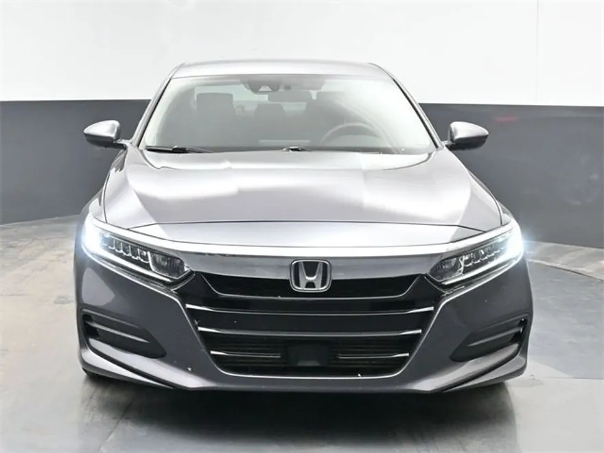 2018 Honda Accord LX photo 1