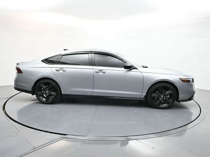 2023 Honda Accord Hybrid Sport-L photo 1