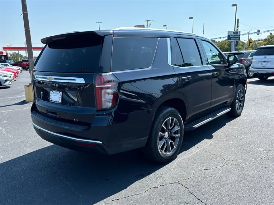 2021 Chevrolet Tahoe LT photo 1