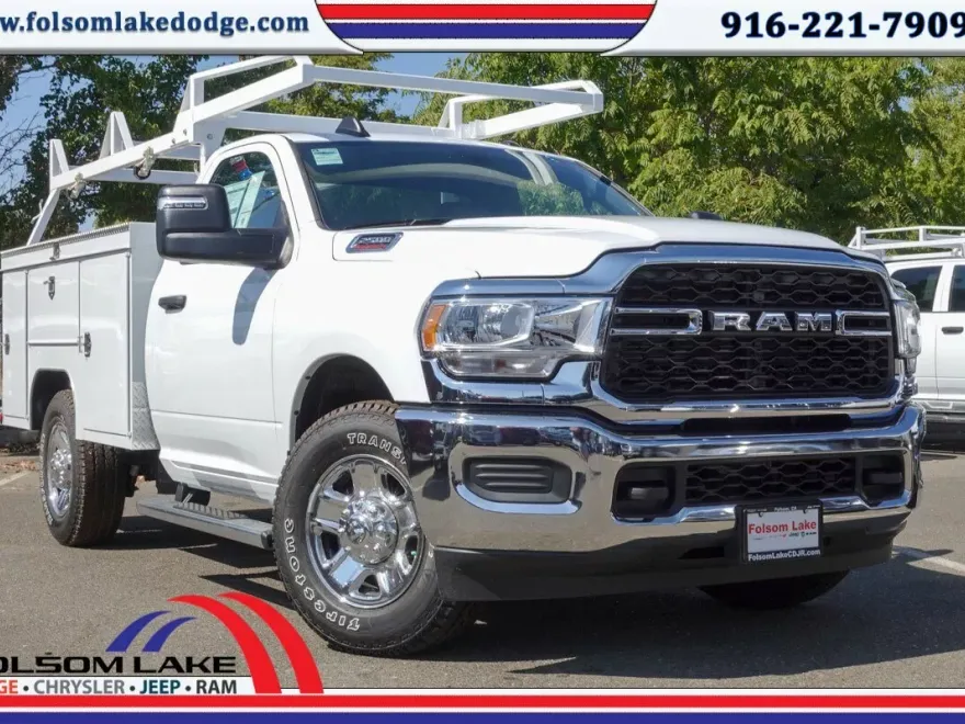 2024 Ram 2500 Tradesman photo 1