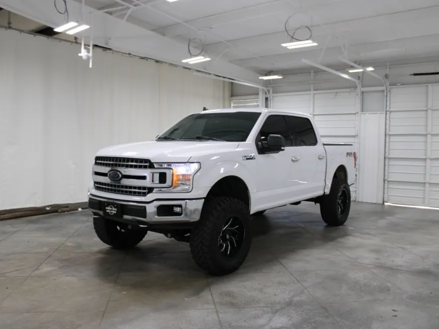 2020 Ford F-150 XLT photo 1
