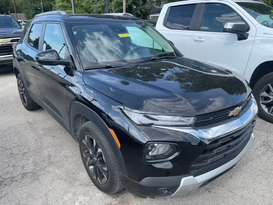 2022 Chevrolet Trailblazer LT photo 1