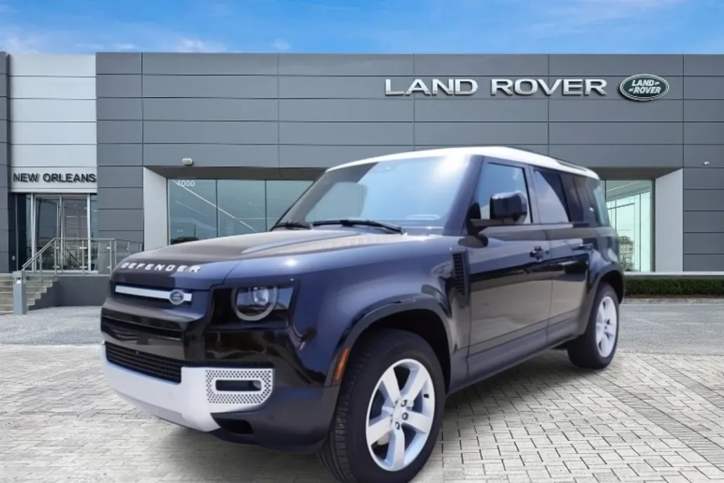 2024 Land Rover Defender S photo 1