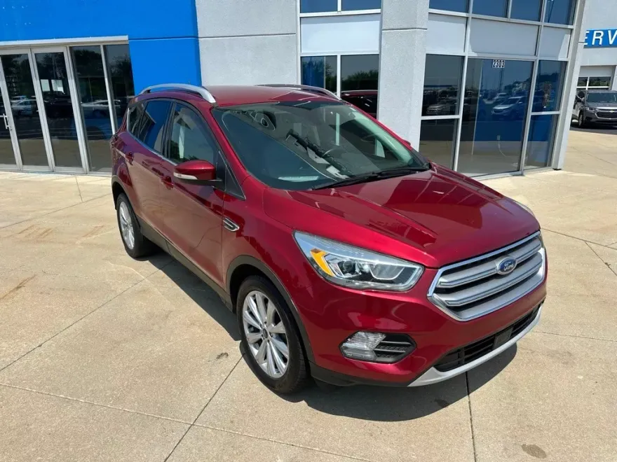 2017 Ford Escape Titanium photo 1