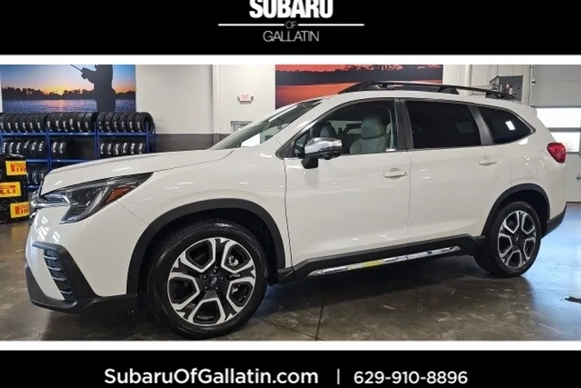 2023 Subaru Ascent Limited photo 1
