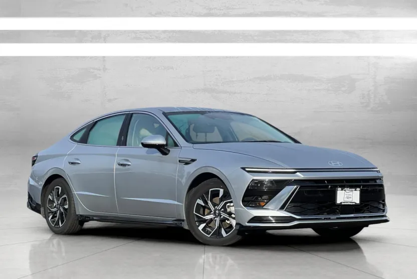 2024 Hyundai Sonata SEL photo 1