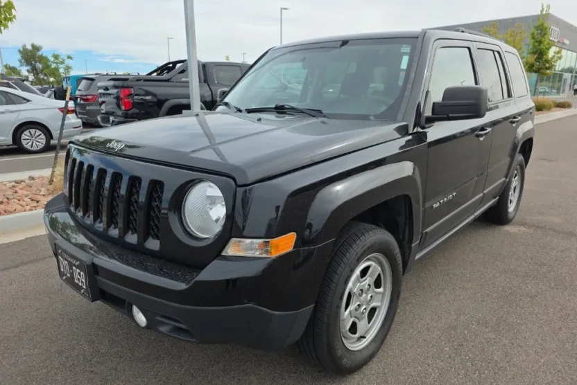 2015 Jeep Patriot Sport photo 1