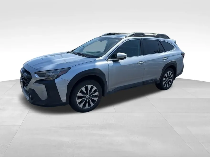 2024 Subaru Outback Touring XT photo 1