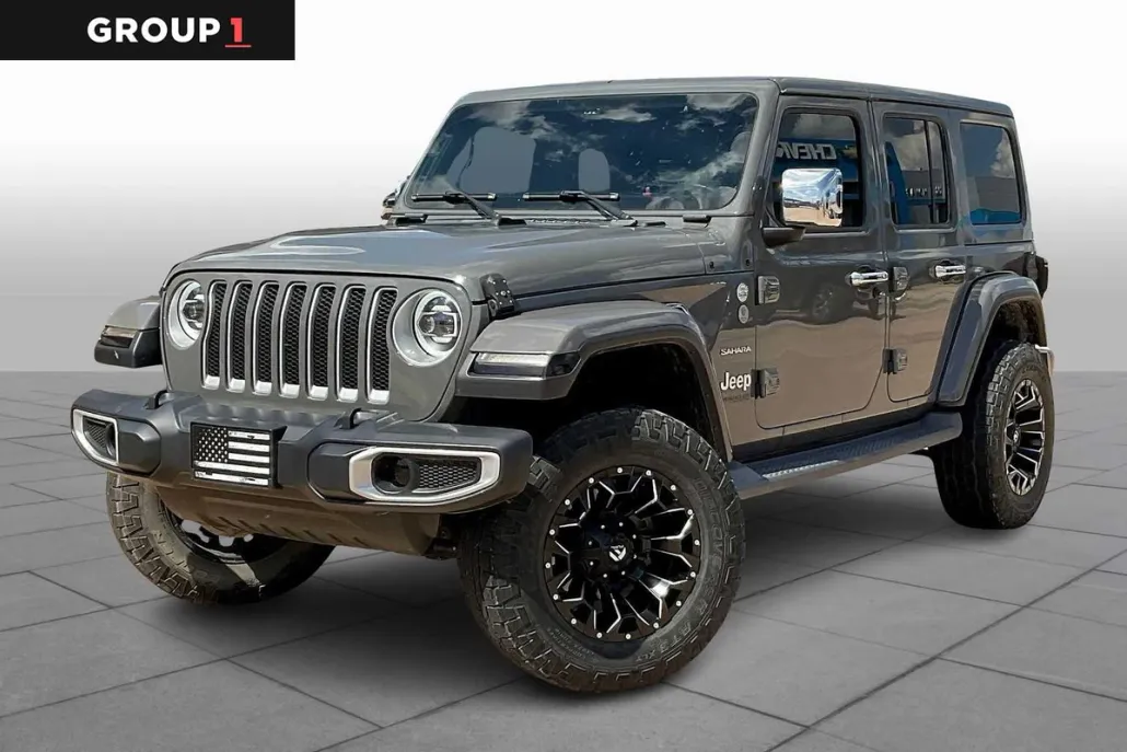 2019 Jeep Wrangler Unlimited Sahara photo 1
