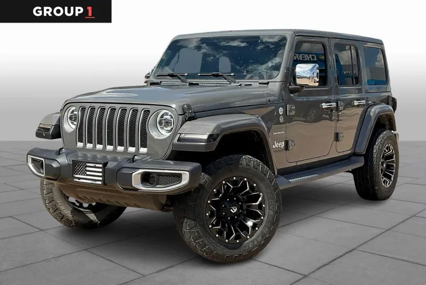 2019 Jeep Wrangler Unlimited Sahara photo 1