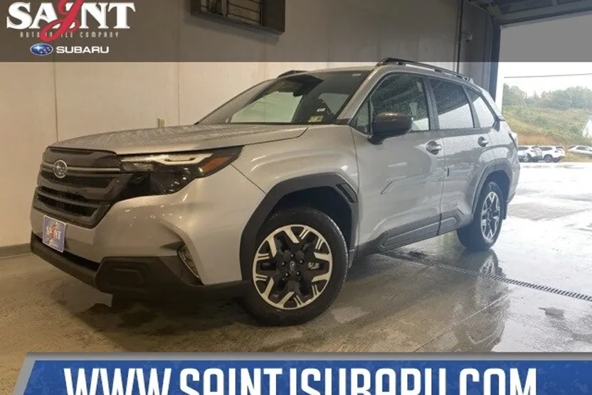 2025 Subaru Forester Premium Base photo 1