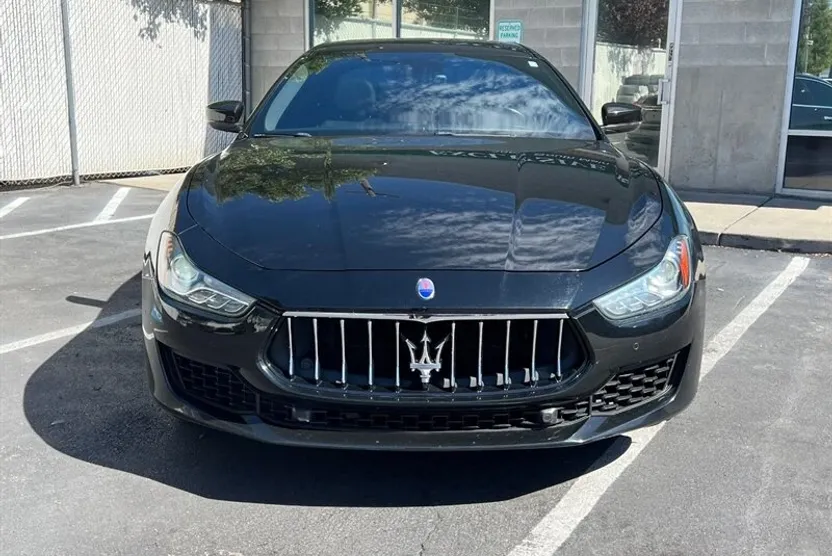 2018 Maserati Ghibli photo 1
