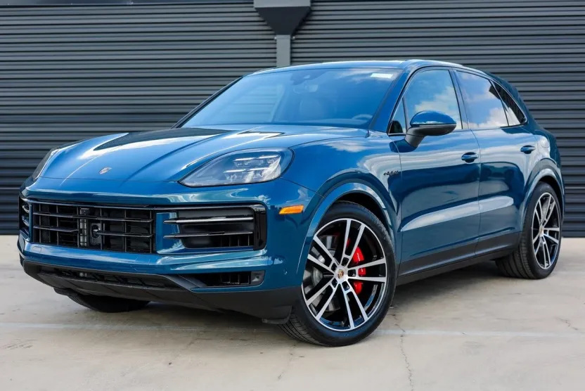 2026 Porsche Cayenne E-Hybrid S photo 1