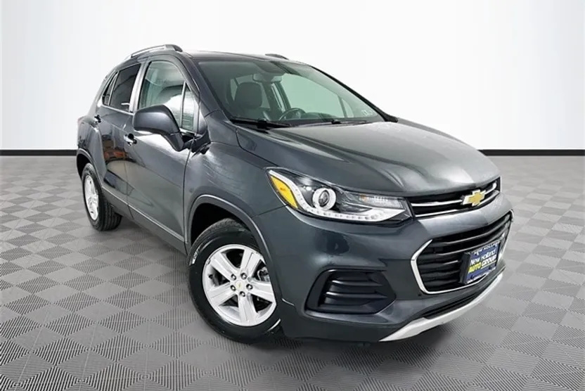 2018 Chevrolet Trax LT photo 1