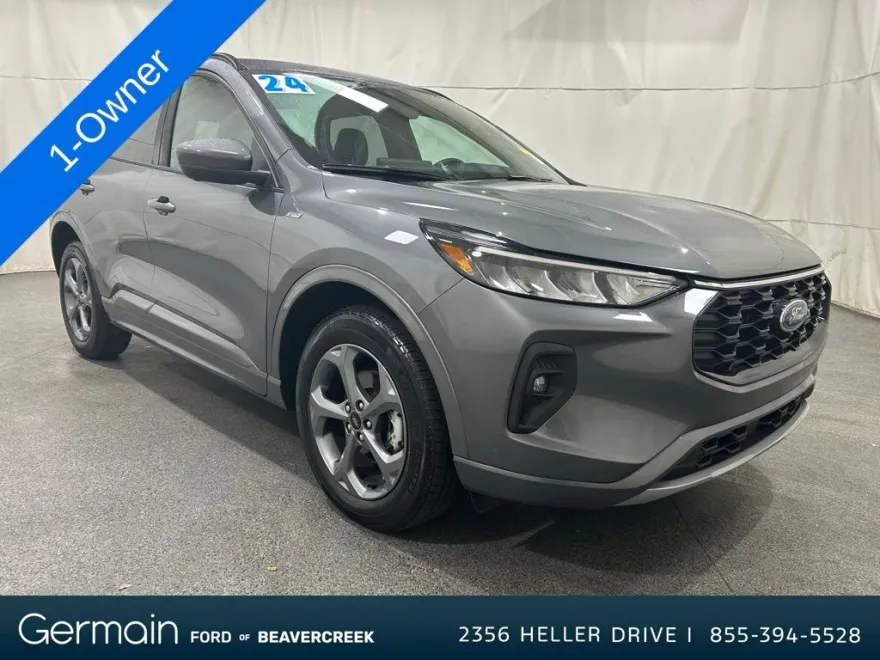 2023 Ford Escape ST-Line Select photo 1