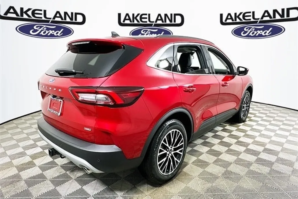 2025 Ford Escape Base photo 1