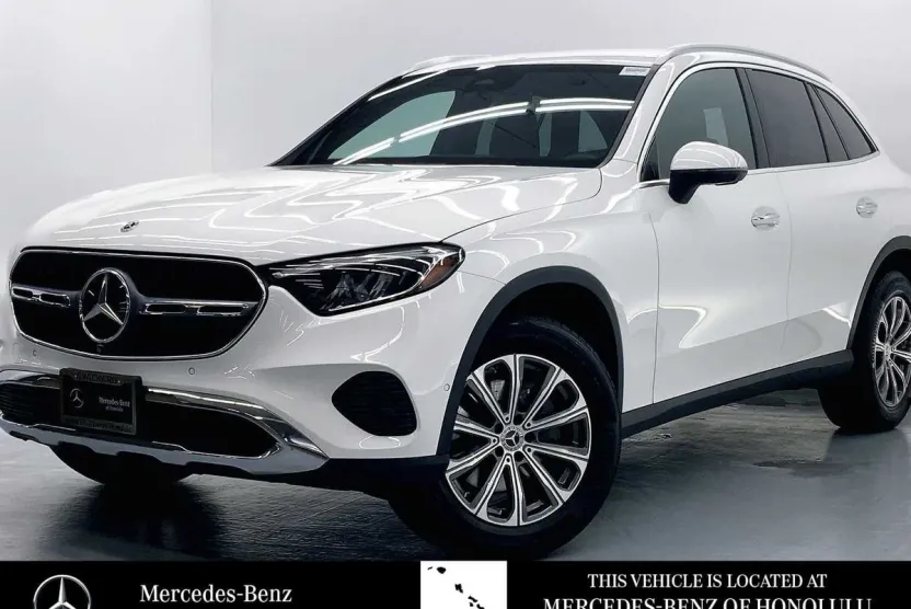 2023 Mercedes Benz GLC 300 photo 1