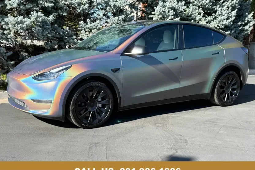 2023 Tesla Model Y Long Range photo 1