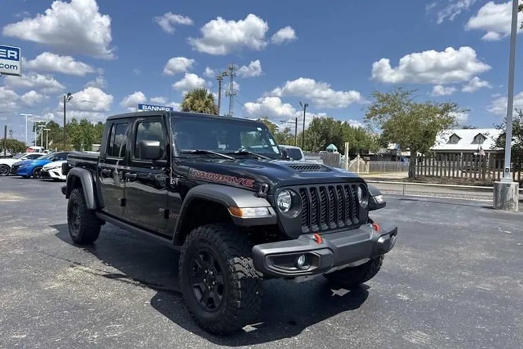 2023 Jeep Gladiator Mojave photo 1