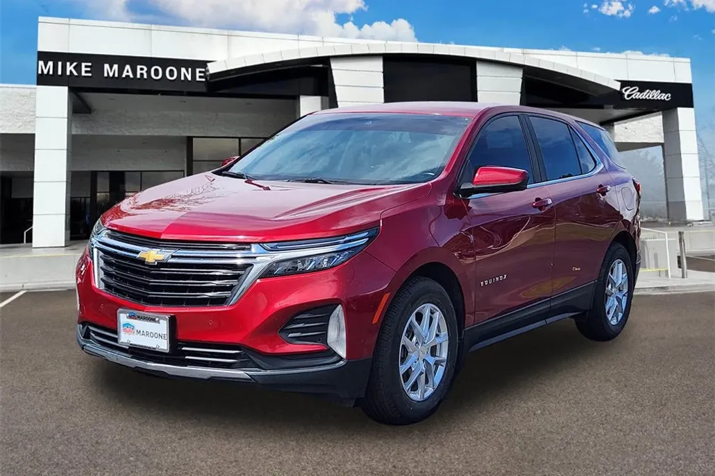 2022 Chevrolet Equinox LT photo 1