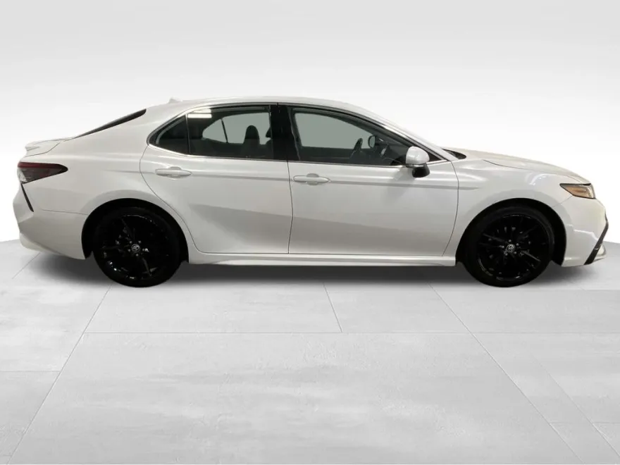 2023 Toyota Camry XSE photo 1