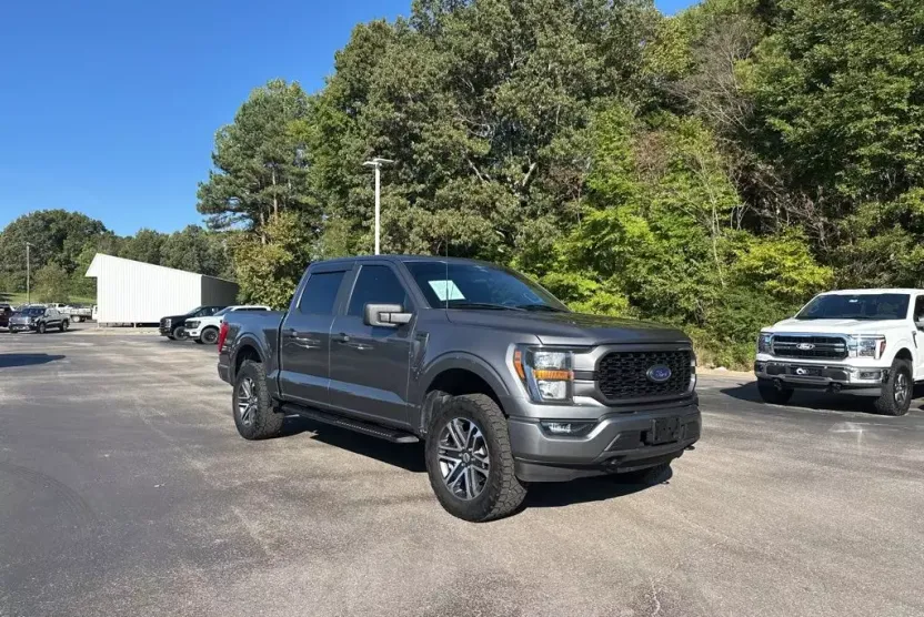 2023 Ford F-150 XL photo 1