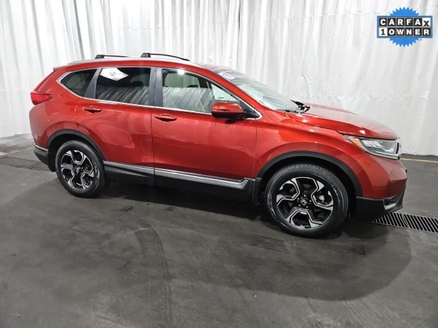 2019 Honda CR-V Touring photo 1