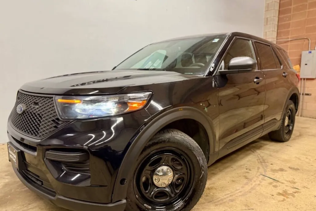 2020 Ford Explorer photo 1