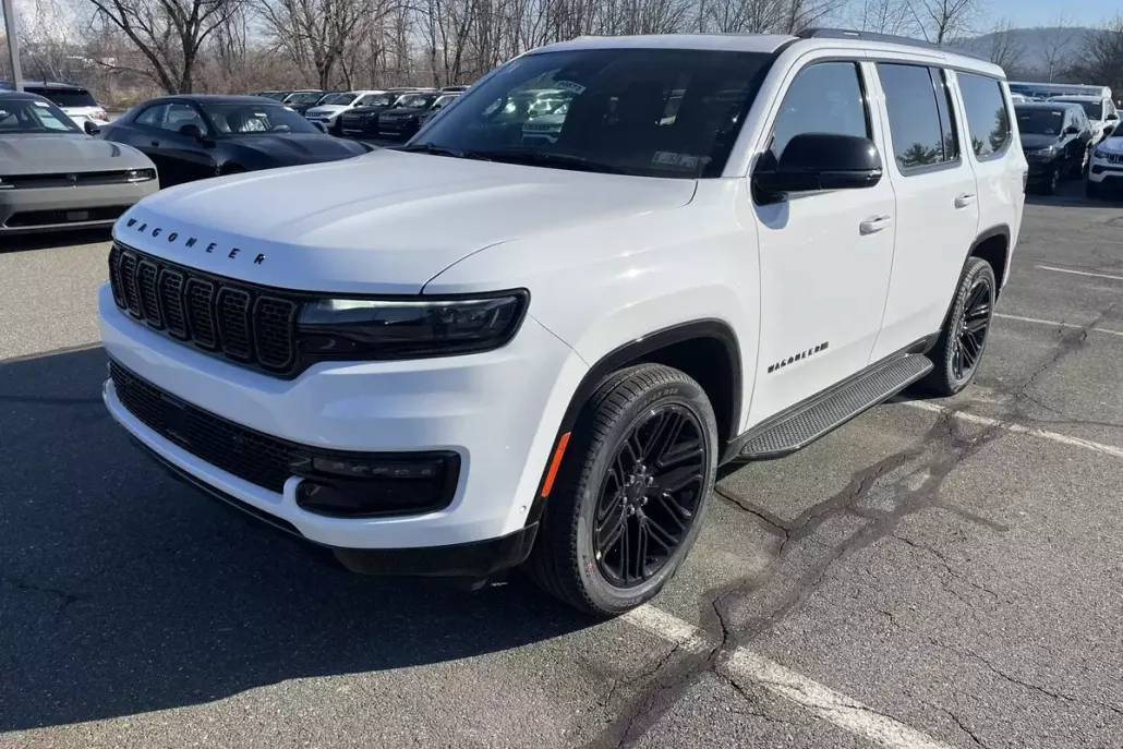 2025 Jeep Wagoneer Carbide photo 1