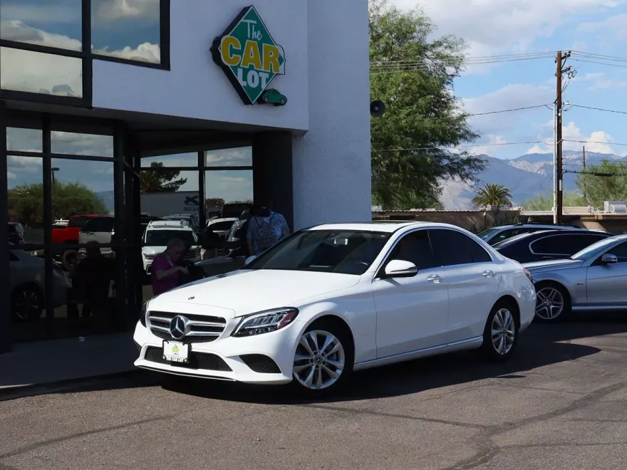 2019 Mercedes Benz C 300 photo 1