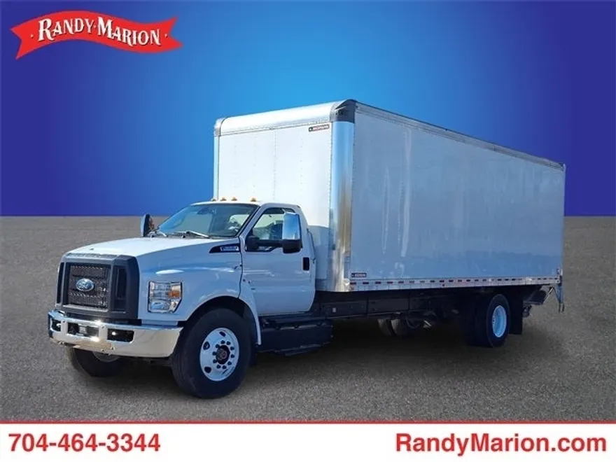 2023 Ford F-650 photo 1