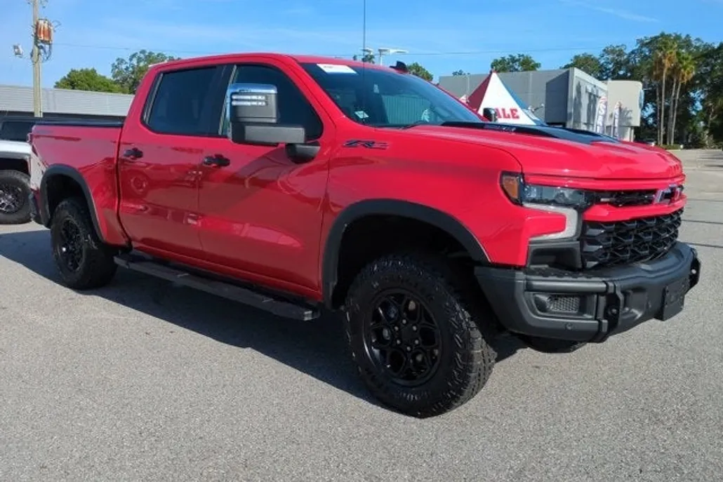 2024 Chevrolet Silverado 1500 ZR2 photo 1