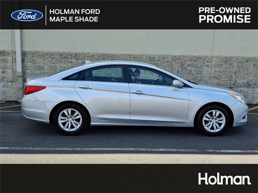 2012 Hyundai Sonata GLS photo 1