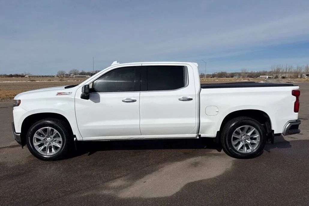 2019 Chevrolet Silverado 1500 LTZ photo 1