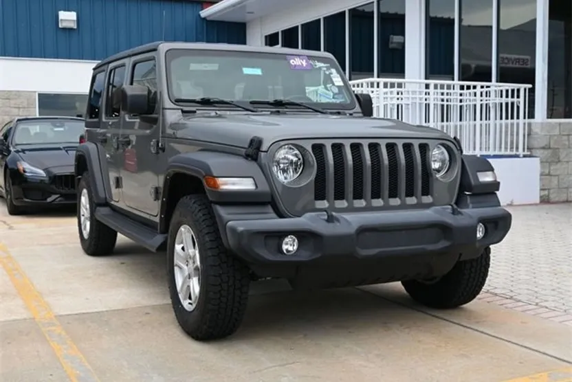 2021 Jeep Wrangler Unlimited Sport S photo 1