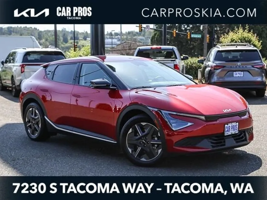 2025 Kia EV6 Light photo 1