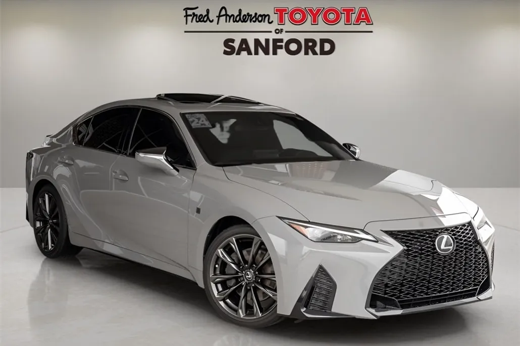 2024 Lexus IS 350 F SPORT photo 1