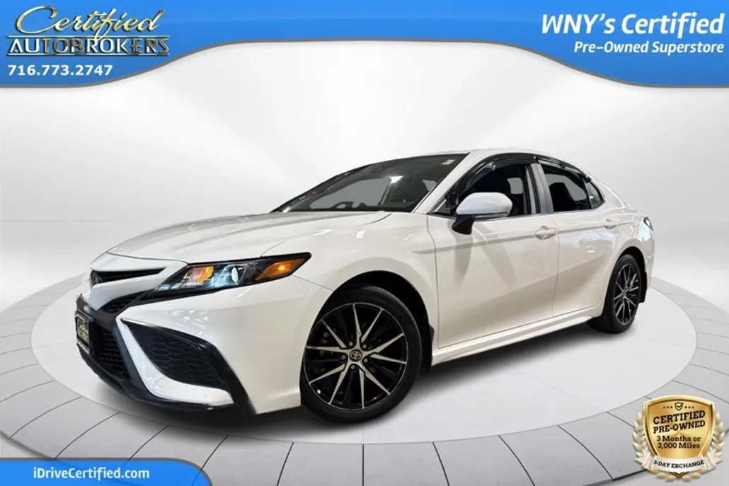 2023 Toyota Camry Base photo 1