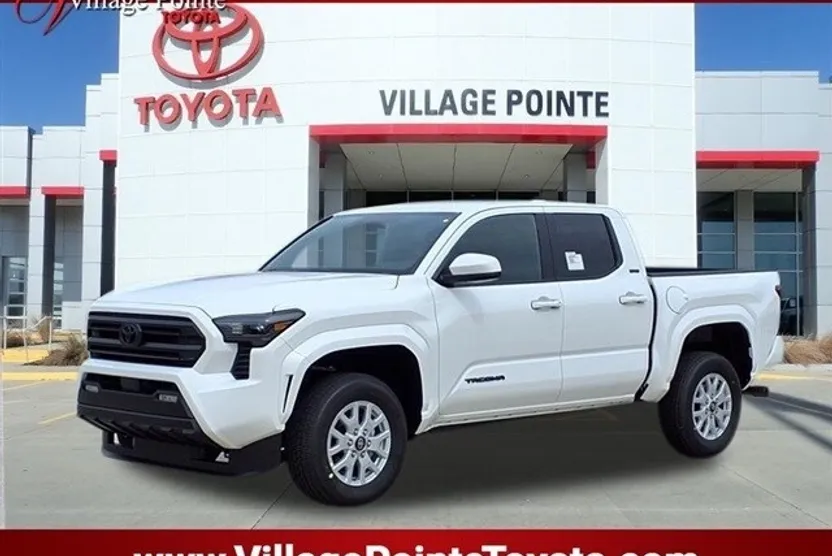 2025 Toyota Tacoma SR5 photo 1
