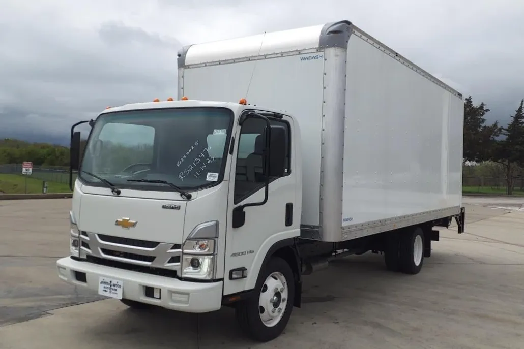 2024 Chevrolet Silverado 4500HD Base photo 1