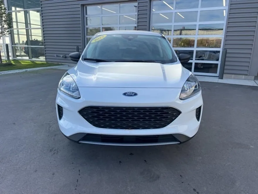 2022 Ford Escape SE photo 1