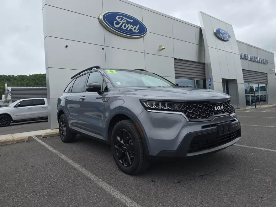 2022 Kia Sorento X-Line S photo 1